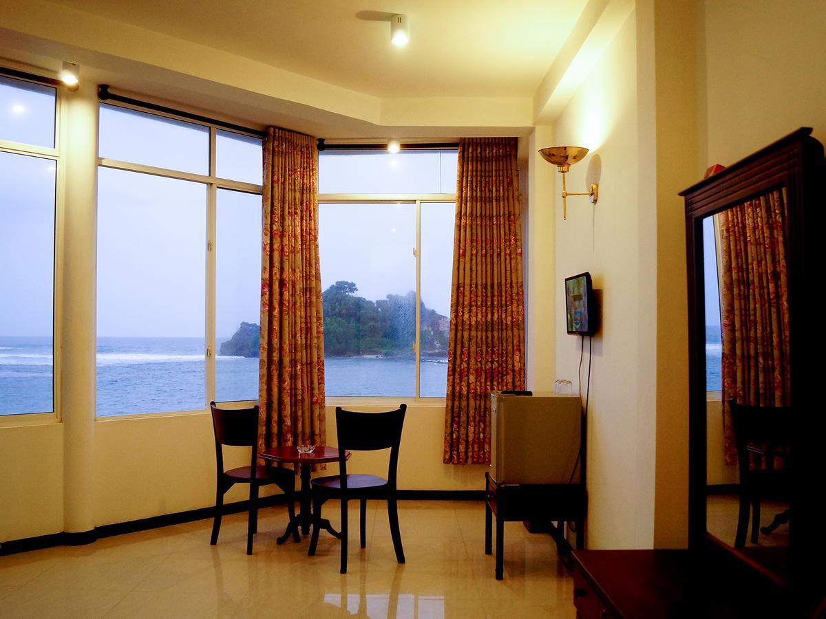 Sayurima Beach Hotel Ahangama Quarto foto